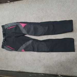 Small Columbia snow pants.